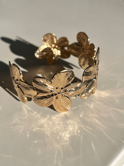 Manchette Flower